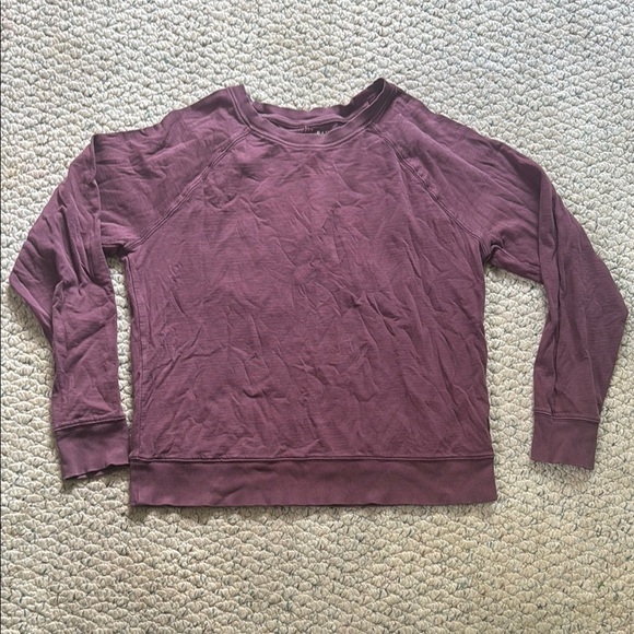 Athleta Crewneck Top - Picture 1 of 4
